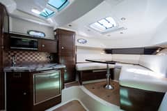 2021 Boston Whaler 345 Conquest photo 5