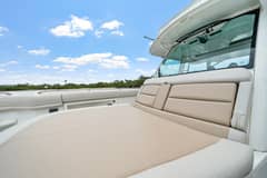 2018 Boston Whaler 380 Outrage "FELLOWSHIP" photo 7