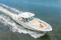 2018 Boston Whaler 380 Outrage "FELLOWSHIP" photo 2
