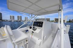 2003 Jupiter 31 Cuddy photo 6