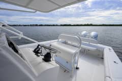 2003 Jupiter 31 Cuddy photo 7