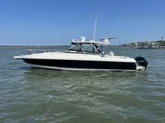 2007 Intrepid 377 Walkaround "FINSURE" photo 6