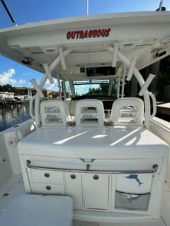 2012 Boston Whaler 370 Outrage "Outrageous" photo 6