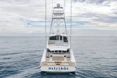 2016 92' Viking Enclosed Bridge Astrikos - Photo