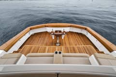 2016 92' Viking Enclosed Bridge Astrikos - Photo