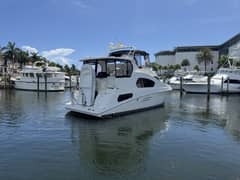 2005 Silverton 39 Motor Yacht photo 2
