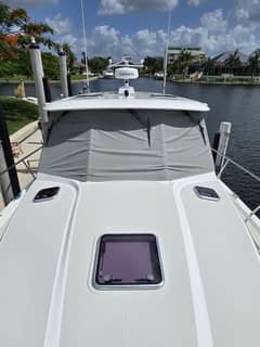 2025 Back Cove 39O "Exclusive Puffin" photo 6