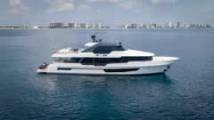 2025 Ocean Alexander 32L "Cool Change" photo 5