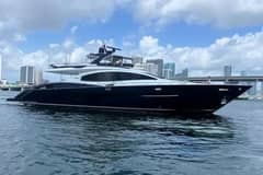 2012 Lazzara Yachts LSX 95 Flybridge photo 1