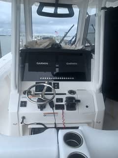 2020 Regulator 31 FS photo 9