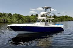 2017 Everglades 355 CC photo 5