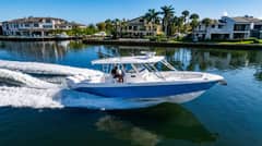 2019 Everglades 355 Center Console "Blue Sky" photo 3