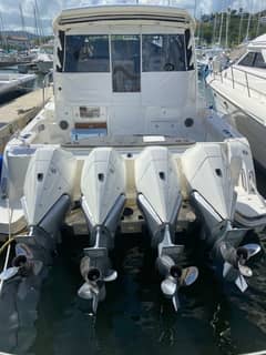 2021 Boston Whaler 405 Conquest photo 4