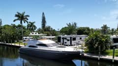 1999 Princess FLYBRIDGE "SILVER LININGS" photo 4