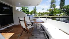 1999 Princess FLYBRIDGE "SILVER LININGS" photo 6