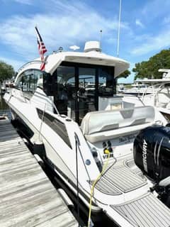 2020 Four Winns Vista 355 Coupe OB "Three Beaches" photo 3