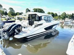 2020 Four Winns Vista 355 Coupe OB "Three Beaches" photo 2