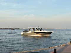 2021 Boston Whaler 405 Conques "MerSea" photo 3