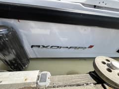 2025 Axopar 29 Cross Cabin XC photo 3