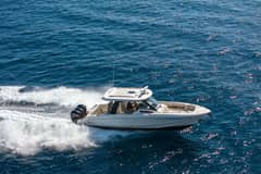 2023 Boston Whaler 350 Realm photo 8