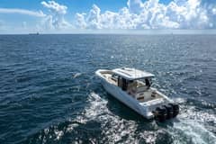 2023 Boston Whaler 350 Realm photo 5
