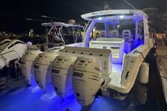 2017 Boston Whaler 420 Outrage photo 5