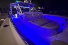 2017 Boston Whaler 420 Outrage photo 7
