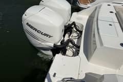 2019 Boston Whaler 330 Outrage photo 7