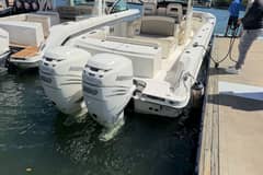 2019 Boston Whaler 330 Outrage photo 5