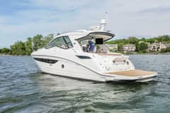 2017 Sea Ray Sundancer 350 Coupe photo 9