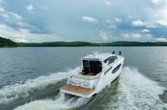 2019 Cruisers Yachts 42 Cantius "Bailey's Booty" photo 3