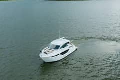 2019 Cruisers Yachts 42 Cantius "Bailey's Booty" photo 8