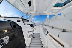 2021 Pursuit S 378 Sport photo 9