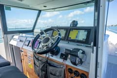 2018 Axopar 37 XC Cross Cabin photo 9