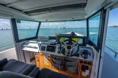 2018 Axopar 37 XC Cross Cabin photo 8