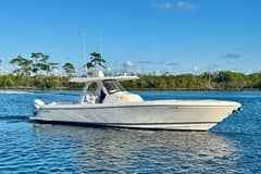 2020 Intrepid 375 Nomad SE photo 3