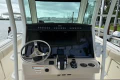 2020 Boston Whaler 330 Outrage photo 8