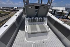 2020 Cape Horn 32XS photo 8