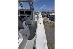 2020 Cape Horn 32XS photo 3