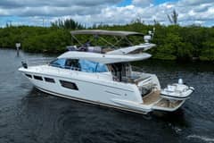 2012 Prestige 500 photo 4