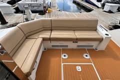 2014 Cruisers Yachts 45 Cantius photo 8