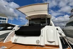2014 Cruisers Yachts 45 Cantius photo 5