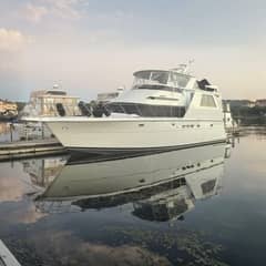 1998 Hatteras 52 Sport Deck Motor Yacht photo 1