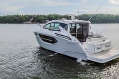 2023 Cruisers Yachts 42 Cantius photo 8