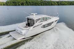 2023 Cruisers Yachts 42 Cantius photo 1
