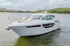 2023 Cruisers Yachts 42 Cantius photo 2