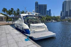 2006 Cruisers Yachts 520 Express photo 6