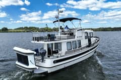 2000 Nordic Tugs 42 "New Bearings" photo 6