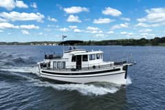 2000 Nordic Tugs 42 "New Bearings" photo 3