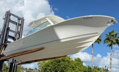 2021 Cobia 330DC photo 6
